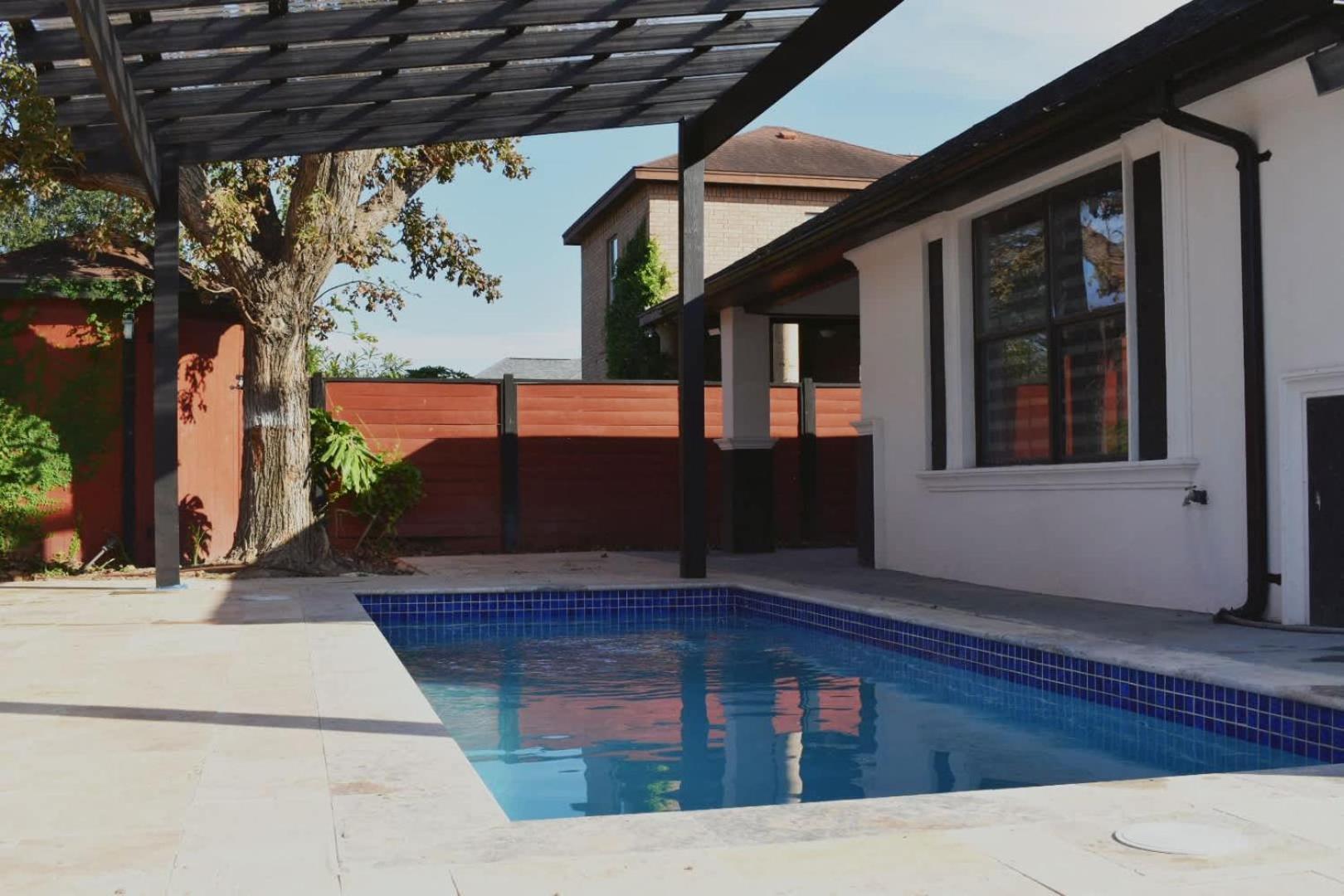 Pool House With Tesla Connection Near By Hospitals Villa McAllen Exteriör bild